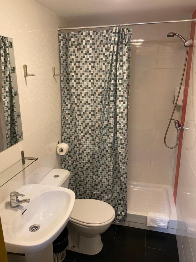 Hostal Oliver Madrid Ngoại thất bức ảnh