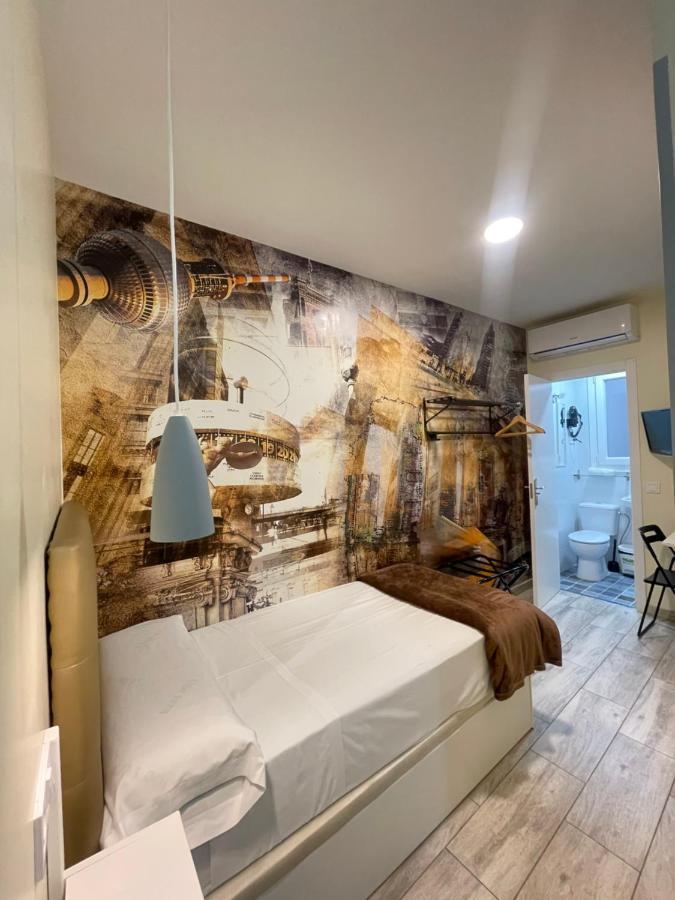 Hostal Oliver Madrid Ngoại thất bức ảnh